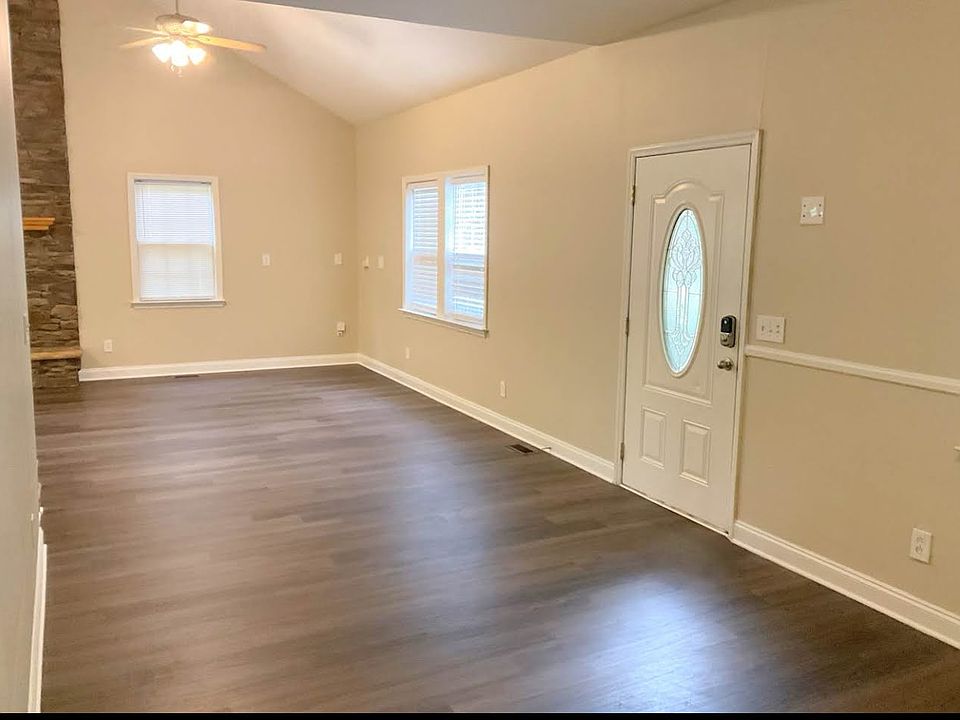 1st image of 2601 Meadow Ln #1