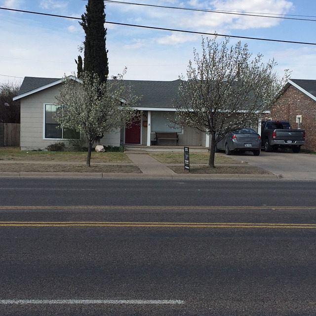 1st image of 2511 Golder Ave