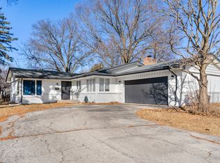 918 Mayfair Pl, Rockford, IL 61107
