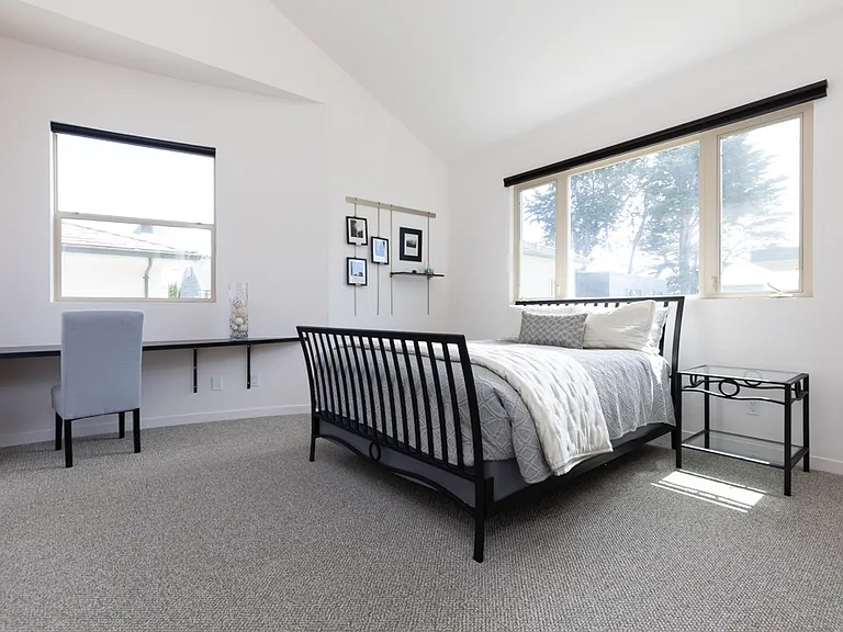 W Cliff Dr — Photo 19