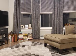 313 Central St 313-UNIT 2F, Central Falls, RI 02863