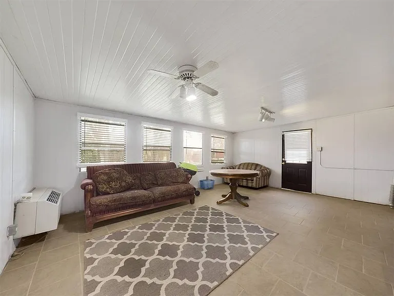 12406 Sarti St — Photo 25
