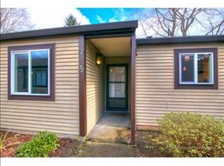 2722 SE 138th Ave APT 72, Portland, OR 97236