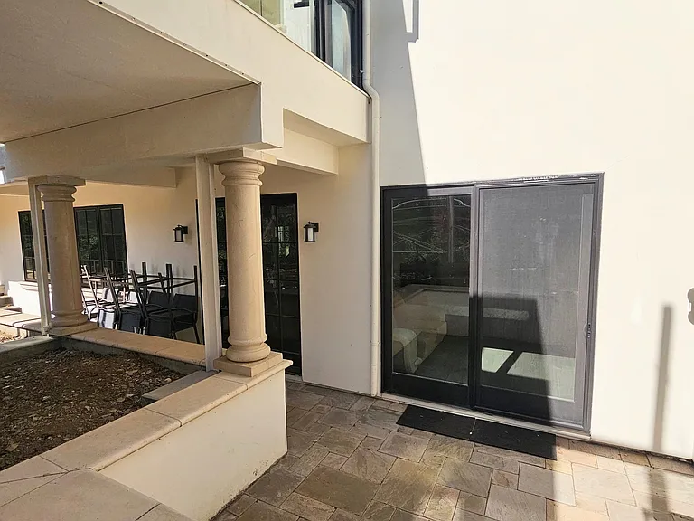 Bonnie Brae Ln — Photo 14