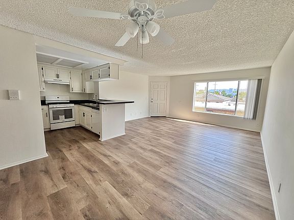 4th image of 5229 Riverton Ave #7