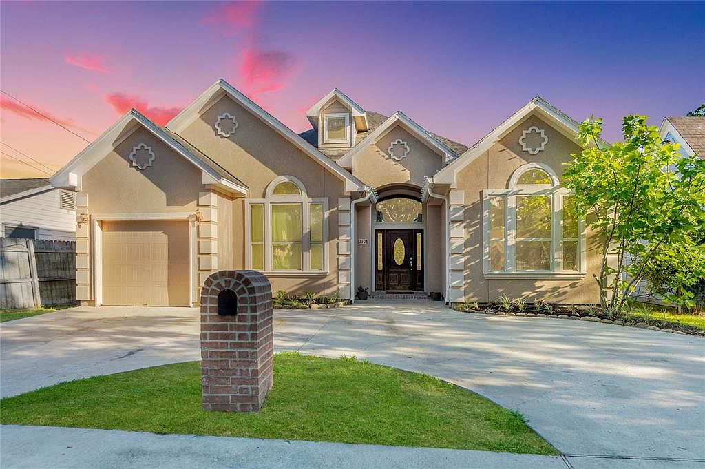 7106 Japonica St, Houston, TX 77087 Zillow