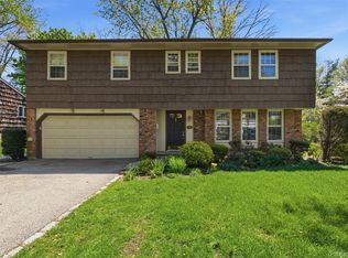 25 Sherwood Drive, Larchmont, NY 10538