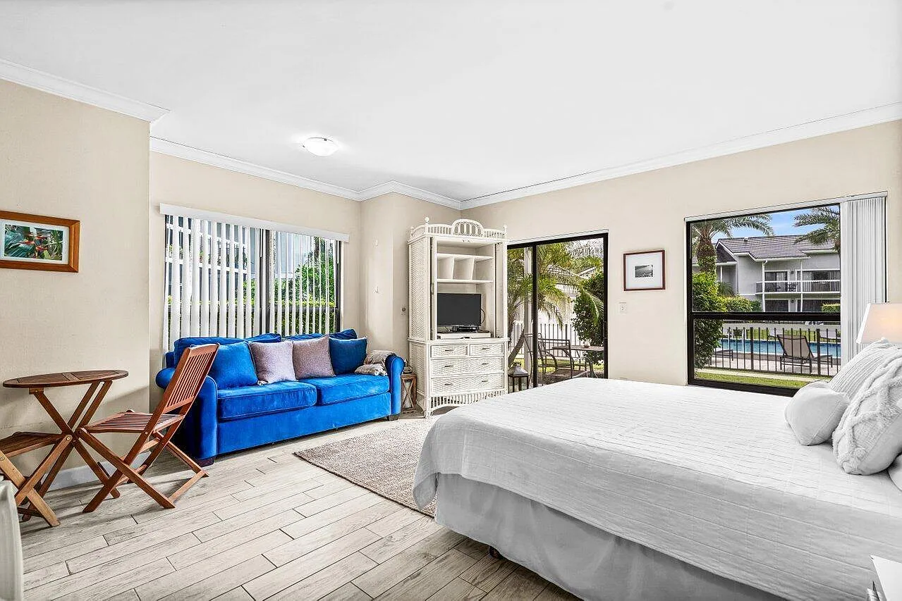 1 bed, 1.0 bath, 500 sqft, $3,000 — Photo 1