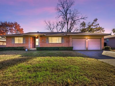 1512 White Way Dr, Arlington, TX, 76013