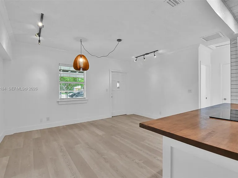 2217 SW 1st Ct — Photo 20