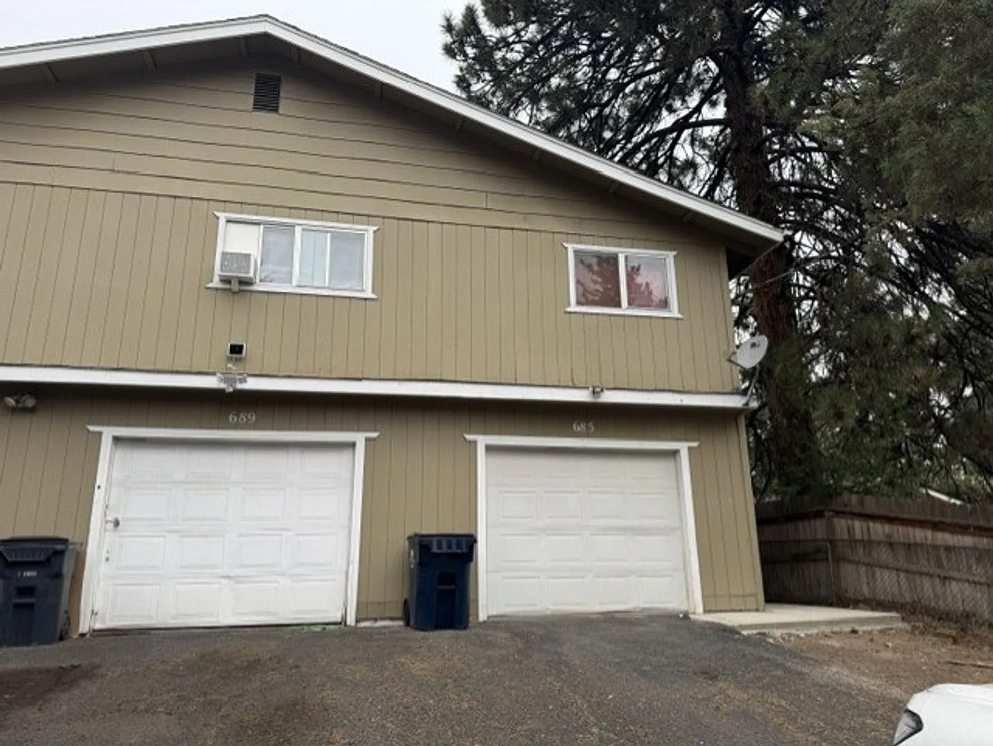 ce685 — Photo 3