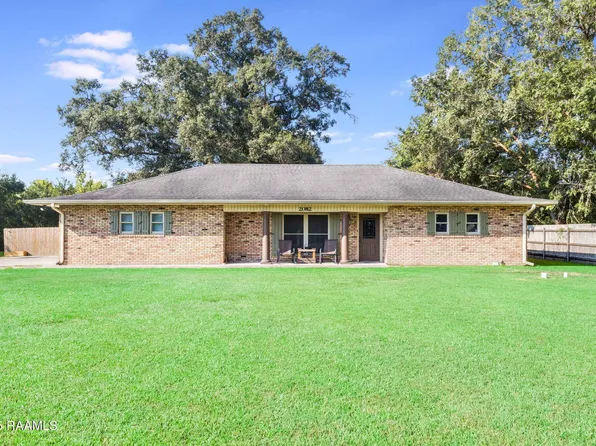 2082 Bushville Hwy, Arnaudville, LA 70512