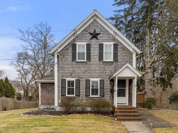 2 Goddard Ct, Plymouth, MA 02360