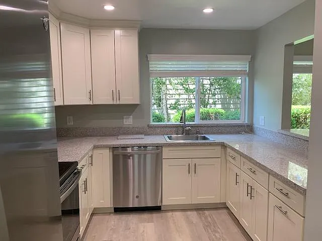 367 Catamaran St — Photo 12