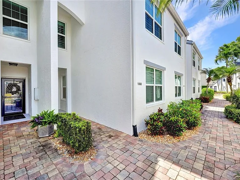 5945 Sand Wedge Ln #1003 — Photo 2