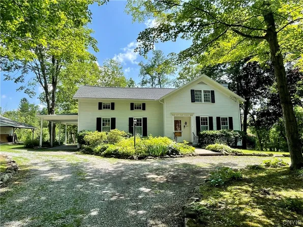 2602 W Seneca Tpke, Marcellus, NY 13108