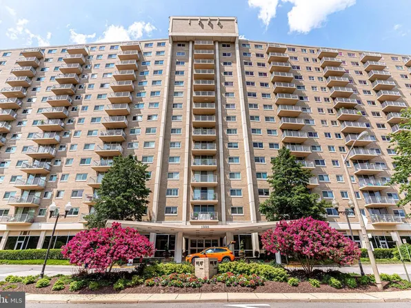 1225 Martha Custis Dr APT 203, Alexandria, VA 22302