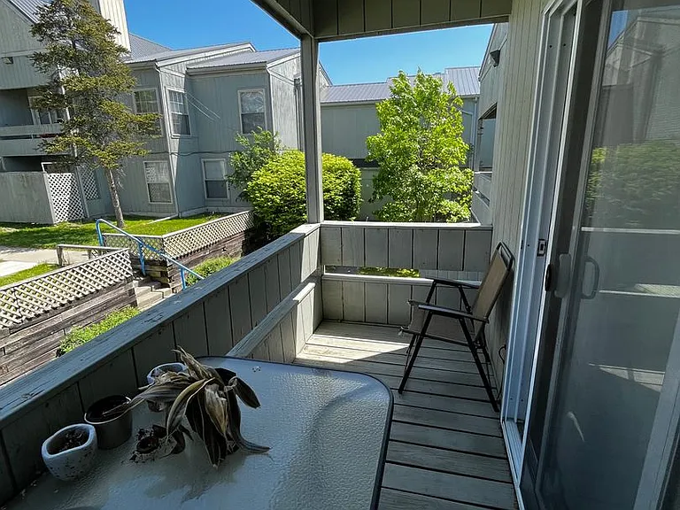 University Park Apartments near Cornell University — Photo 187
