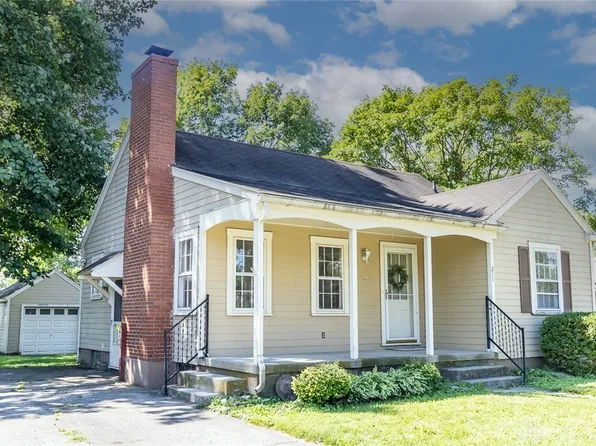 211 W Meeker Ave, Greenville, OH 45331