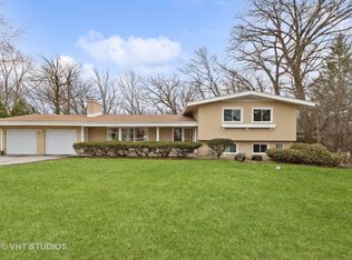2548 Country Club Dr, Olympia Fields, IL