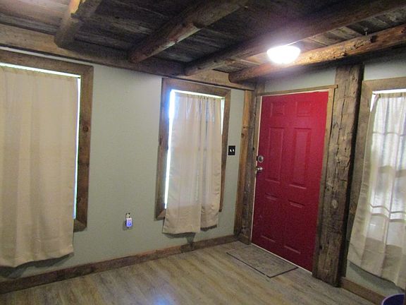 2nd image of 115 Worden Rd