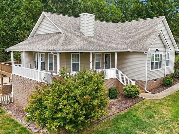 217 Sundance Cir, Statesville, NC 28625