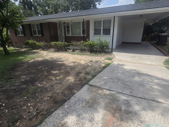 2916 Walden Dr