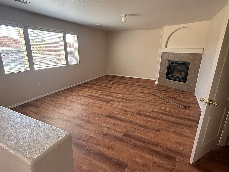 3736 Oasis Springs Rd NE — Photo 4