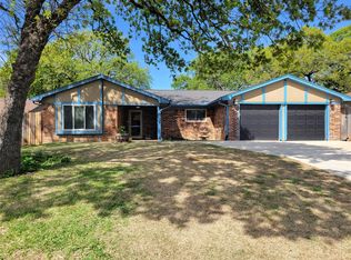 6933 Post Oak Dr, North Richland Hills, TX 76182