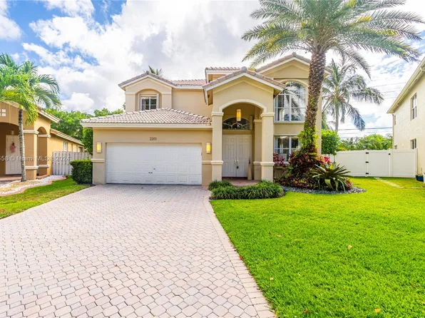 2201 SW 125th Ave, Hollywood, FL 33027