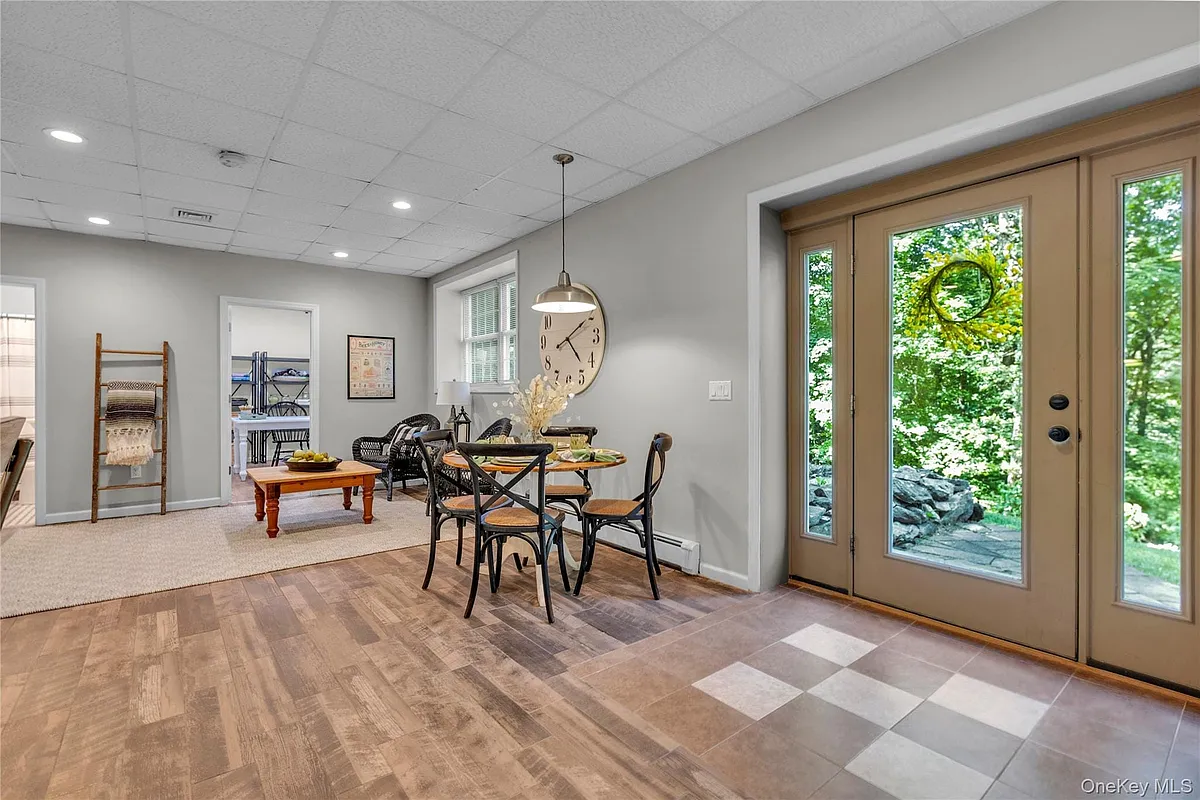Building Photo - 22 Lauro Ridge Ct #LOWER LEVEL