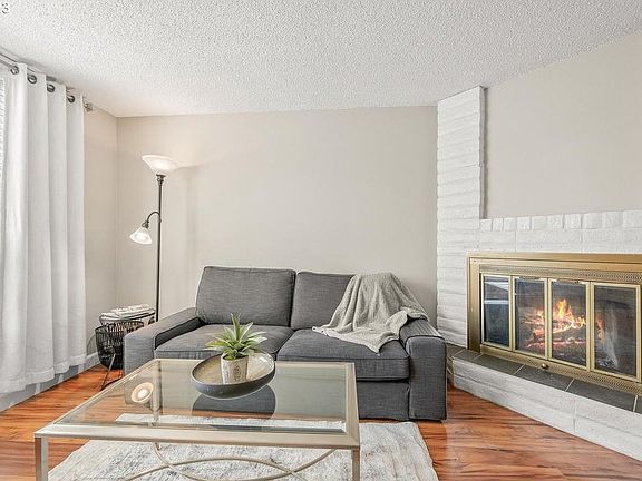 5th image of 6916 NE 43rd St APT C