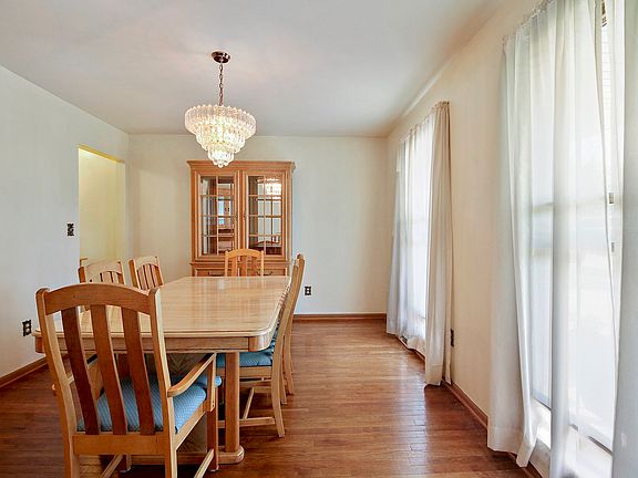 5th image of 123 Julianne Dr
