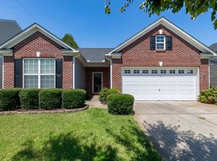 412 Cline Falls Dr, Holly Springs, NC 27540