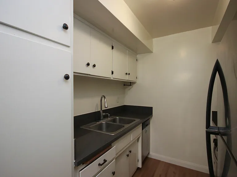 304 N Garfield Ave #G — Photo 7