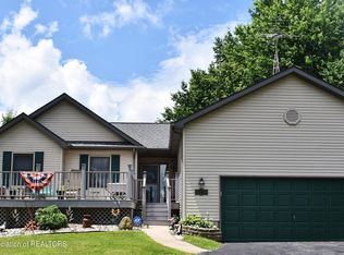 11250 Hankerd Rd, Pleasant Lake, MI 49272