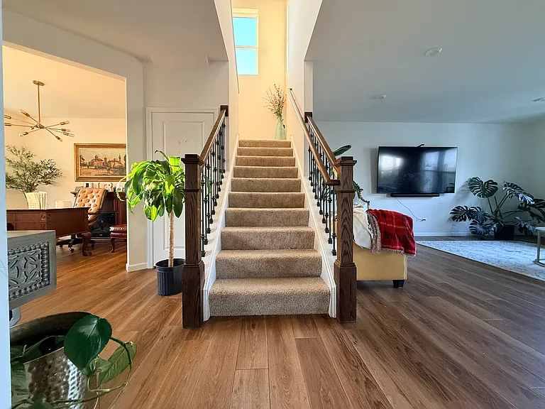 2984 Stonecrop Dr — Photo 14