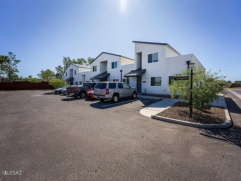 3738 E Mercedes Ct — Photo 1
