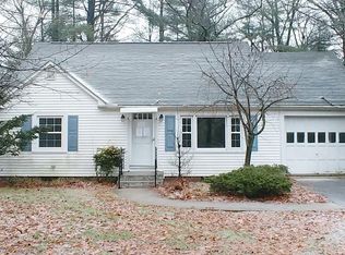 1715 Parker St, Springfield, MA 01128