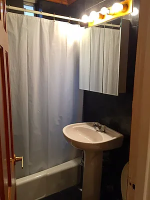 Rented by Keller Williams NYC | media 17