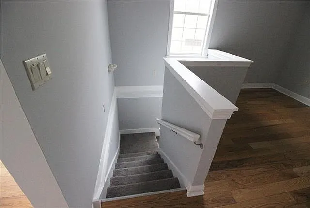 1124 N Johnson St — Photo 5