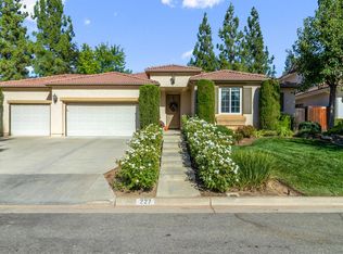 227 W Brier Cir, Fresno, CA 93711