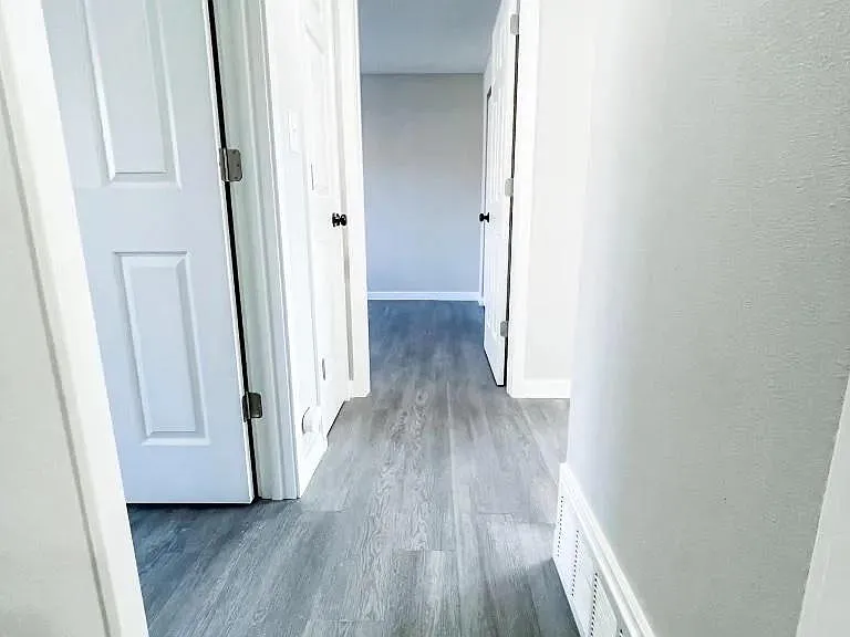 3335 Benton St #6 — Photo 6