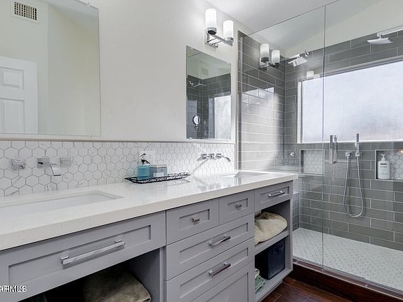5th image of 10757 N 109th Way