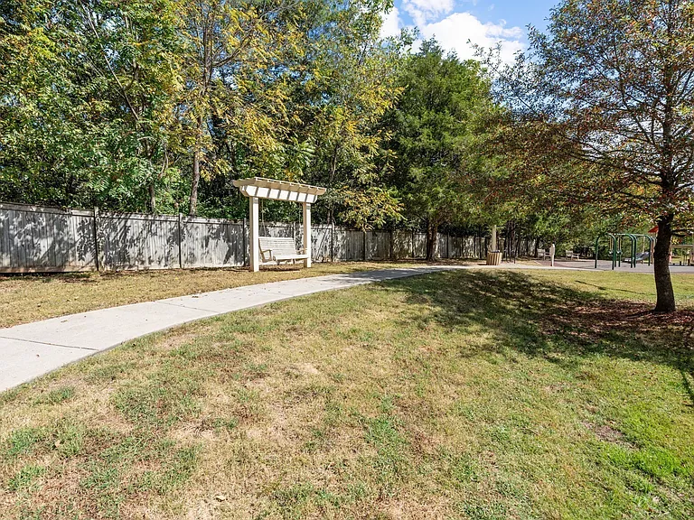6001 Mill Tree Ct — Photo 54
