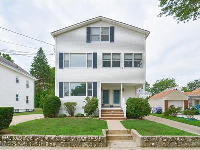170 Kimball St, Providence, RI, 02909