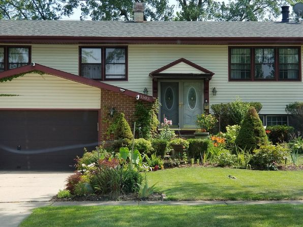 1503 W Oakmont Rd, Hoffman Estates, IL