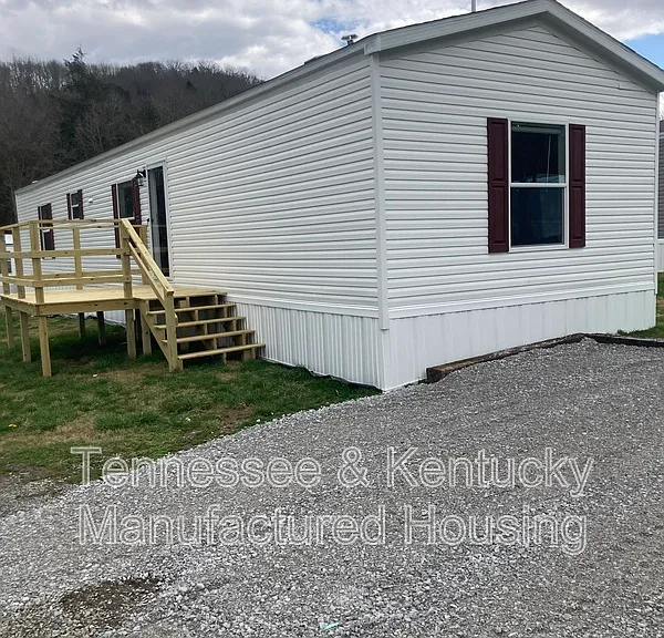 333 Hillsdale Estates Ln — Photo 2