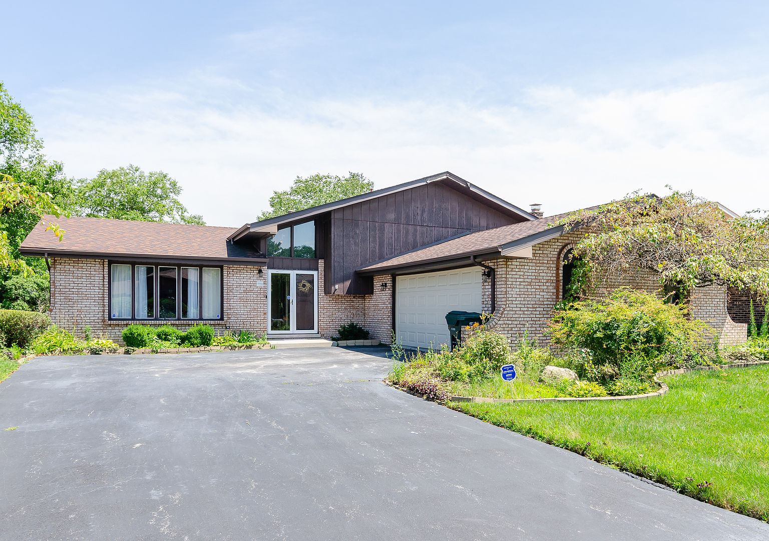 19501 Lake Lynwood Dr, Lynwood, IL 60411 Zillow