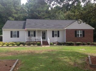 114 Hollybrook Ln, Dudley, NC 28333